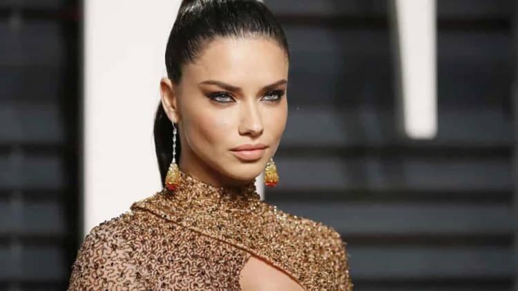 <p><strong>Lima'nın bu paylaşımın ardından anne-oğlun benzerliği dikkatleri &ccedil;ekti. Paylaşımının altına &ccedil;ok sayıda yorum yağdı: "Doğru gen aktarımı!"&nbsp;</strong></p>
