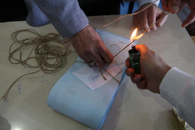 <p>Katılımcılara herhangi bir isim vermeden Cumhurbaşkanı adayı olarak kimi g&ouml;rmek istedikleri isim sorulmuştur. (A&ccedil;ık u&ccedil;lu soru)</p>

<p>&nbsp;</p>

<p>&nbsp;</p>
