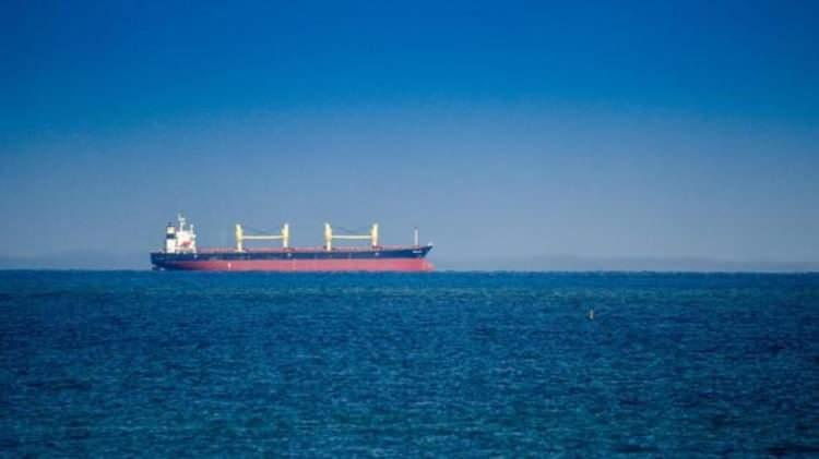 <p>İran Devrim Muhafızları Ordusu&rsquo;nun, Basra K&ouml;rfezi'nin kuzeyinde ABD'ye ait bir petrol tankerini f&uuml;zelerle vurduğu duyuruldu.&nbsp;</p>

<p>&nbsp;</p>
