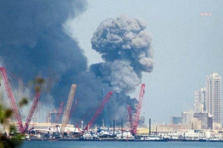 <p><strong><span style="color:rgb(178, 34, 34)">STRATEJİK GE&Ccedil;İŞE KESİN YASAK UYARISI</span></strong></p>

<p>Ayrıca, ABD, İsrail, Avrupa devletleri ve bu &uuml;lkeleri destekleyenlere ait ticari ve askeri gemilerin stratejik boğazdan ge&ccedil;işine kesinlikle izin verilmeyeceği y&ouml;n&uuml;nde uyarıda bulunulduğu belirtildi.</p>
