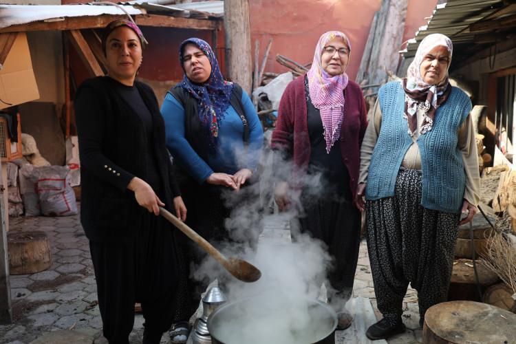 Bu otu yerken 2 kez d&uuml;ş&uuml;n&uuml;n: Doğada zehirli, kazanda şifalı 