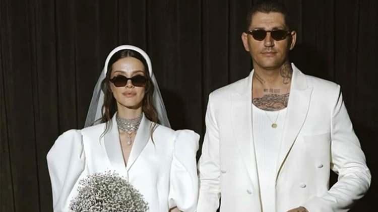 <p><strong>2024 yılında Ural Kaspar ile d&uuml;nyaevine giren &uuml;nl&uuml; oyuncu İrem Helvacıoğlu, kısa bir s&uuml;re &ouml;nce kızı Sora'yı kucağına alarak anne olma sevinci yaşamıştı.</strong></p>
