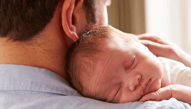 <p><span style="color:#B22222"><strong>BABALIK İZİNLERİNDE DE D&Uuml;ZENLEME GETİRİLİYOR</strong></span></p>
