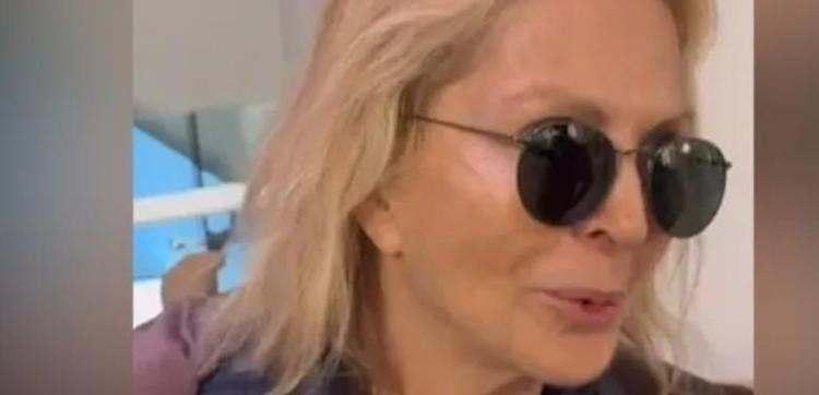 <p><span style="color:#FF0000"><strong>YENİ PROJELERE YEŞİL IŞIK YAKTI</strong></span></p>

<p><strong>Hayranları yıllar sonra ortaya &ccedil;ıkan &uuml;nl&uuml; oyuncuyu g&ouml;rmenin heyecanını yaşarken Soygazi'den yeni a&ccedil;ıklamalar geldi. Bir alışveriş merkezinde objektiflere yansıyan &uuml;nl&uuml; sanat&ccedil;ı, gazetecilerin 'bir projede olmak istiyor musunuz?' sorusuna net bir yanıt verdi.</strong></p>
