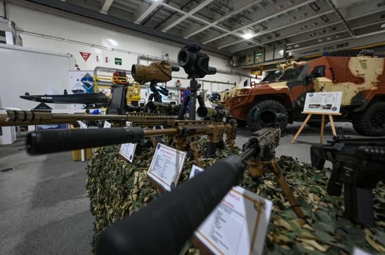 <p>B&uuml;y&uuml;kel&ccedil;i Ertaş, askeri personele &ccedil;alışmaları i&ccedil;in teşekk&uuml;r ederek, &ldquo;Şehit ve gazilerimizin hatıralarını yad ediyoruz. Bizler, onların fedakarlıkları sayesinde huzur i&ccedil;inde yaşıyoruz.&rdquo; dedi.</p>

<p>&nbsp;</p>
