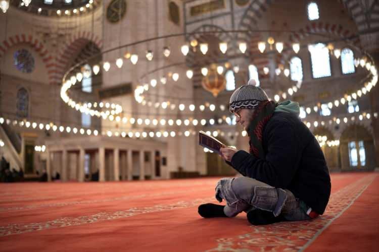 İspanyol gen&ccedil;, Filistin direnişinden etkilenip M&uuml;sl&uuml;man oldu 