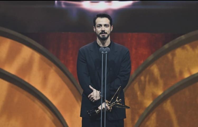 <p><strong>Yazıcıoğlu, bu kez oyunculuk performansıyla değil aile hayatına dair yaptığı bir paylaşımıyla dikkat &ccedil;ekti.</strong></p>

<p>&nbsp;</p>
