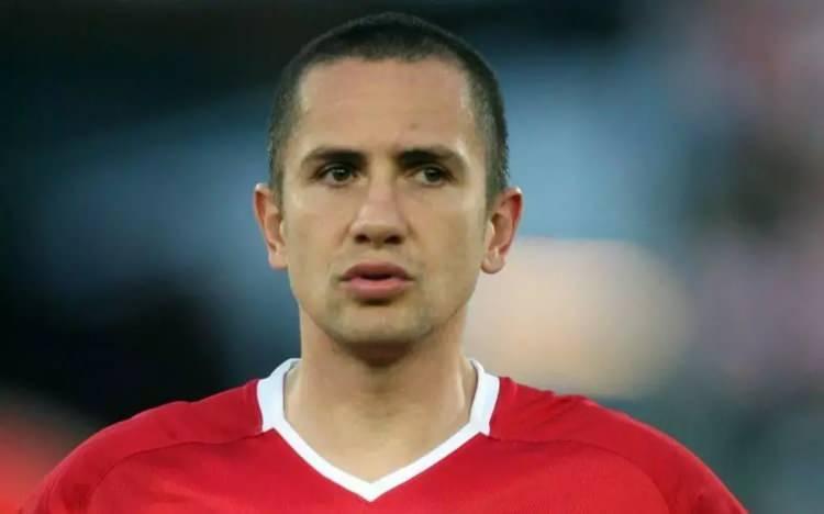 <p><strong>2021 yılında boşanan eski milli futbolcu Emre Aşık ve eski eşi Yağmur Sarnı&ccedil;'ın nafaka davasında karar &ccedil;ıktı.&nbsp;</strong></p>
