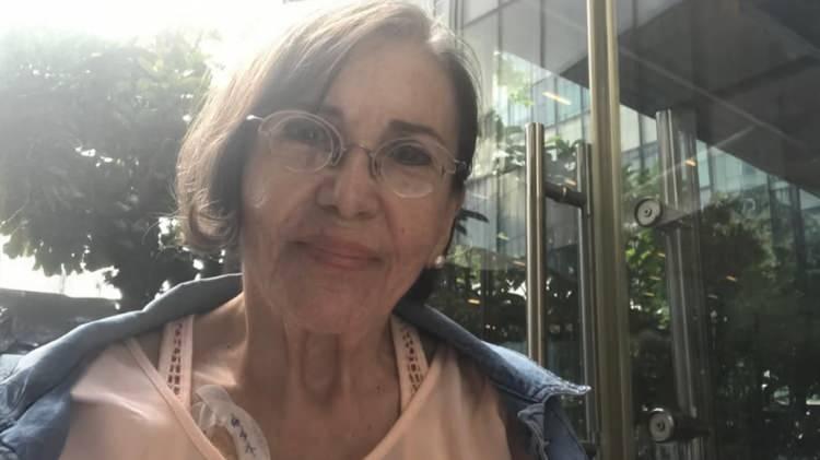 <p><strong>Son d&ouml;nemde ekranlardan ve sosyal medyadan uzak kalan usta oyuncu, son paylaşımıyla sessizliğini bozdu.&nbsp;</strong></p>
