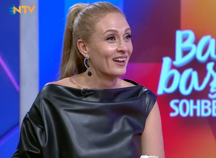 <p><strong>D&uuml;venci, Karahan'ın bu lezzet kombinasyonuna "Bu mu?" diye&nbsp;sorarak şaşkınlıkla cevap verdi.</strong></p>
