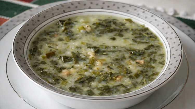 <p><strong>Acısı ve kaşındırması olur, iyi pişmezse yenmez. Kabızlığa ve sağlığa faydalı olduğu biliniyor." diye konuştu.</strong></p>
