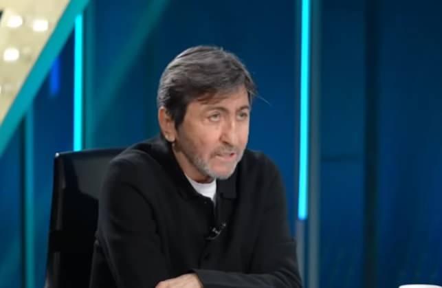 <p>Rıdvan Dilmen, s&ouml;zlerinin devamında ise Fenerbah&ccedil;e'nin Antalyaspor karşısındaki orta saha kurgusunu eleştirdi.&nbsp;</p>
