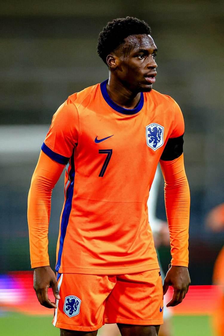 <p>8-Ernest Poku (Bayer Leverkusen)&nbsp;34.78 km/s</p>
