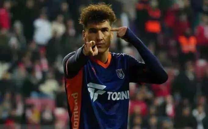 <p>2- Eldor Shomurodov | Başakşehir | 24 ma&ccedil; - 16 gol</p>
