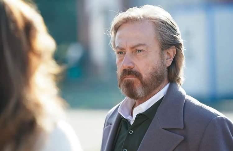 <p><strong>Diziyi yakın takip edenler, aylardır ismi duyulan meşhur "Davut" karakteri i&ccedil;in en g&uuml;&ccedil;l&uuml; aday olarak Şahinler'i g&ouml;rd&uuml;klerini sosyal medyadan paylaştı.</strong></p>
