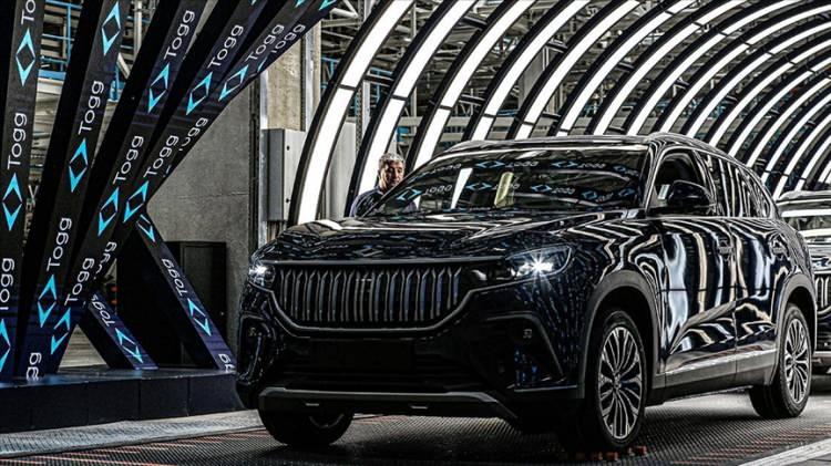 <p><span style="color:#B22222"><strong>"1 LİRA &Ouml;DEMEDEN SIFIR ARA&Ccedil; SAHİBİ OLUNUYOR"</strong></span></p>

<p>Togg, stoklarla sınırlı mart kampanyasında bireysel kullanıcılar i&ccedil;in T10F V2 ile T10X ve T10F 4More versiyonlarında 750 bin TL krediye y&uuml;zde 0 faizli 12 ay vadeli; T10X V2 i&ccedil;in de 500 bin TL krediye y&uuml;zde 0 faizli 12 ay vadeli kredi se&ccedil;eneği devam ediyor.</p>

<p>&nbsp;</p>
