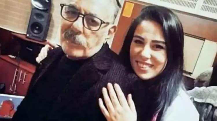 <p><strong>Tayfur son olarak, Burak Kalfa isimli hesaptan ise&nbsp;<span style="color:rgb(128, 0, 128)"><em>"Kız o......&nbsp; ....., sonunda bulmuşsun duvar kağıdı ustasını. Kızım sana vicdan azabı duyuyordum ama zamanı gelince patlatacağım."</em></span>&nbsp;şeklinde bir mesaj daha aldığını belirtti.</strong></p>
