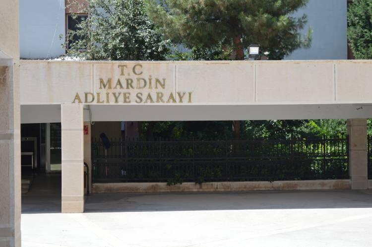 Mardin'de 3 kişili aileyi evinde katleden komşu i&ccedil;in istenen ceza belli oldu 