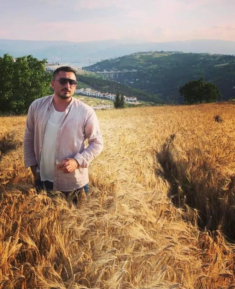 <p>&Ccedil;eliksoy'un sol g&ouml;z&uuml;n&uuml;n hi&ccedil; g&ouml;rmediği, sağ g&ouml;z&uuml;nde ise g&ouml;rme kaybı bulunduğu &ouml;ğrenildi.&nbsp;</p>
