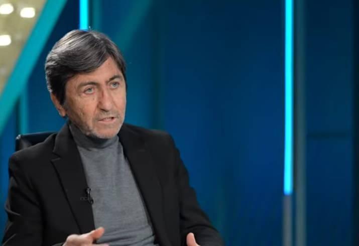 <p><strong>Bilemiyorum. Asensio'yu belki adalesinde problem var diye oynatmadı, saygı duyabilirim.</strong></p>
