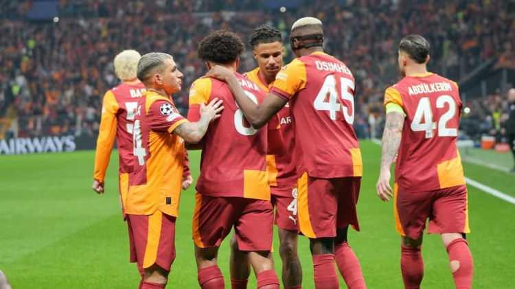 <p>Times gazetesi, ma&ccedil;ın ardından stadyumdaki atmosfere dikkat &ccedil;ekerken şu ifadeleri kullandı:</p>
