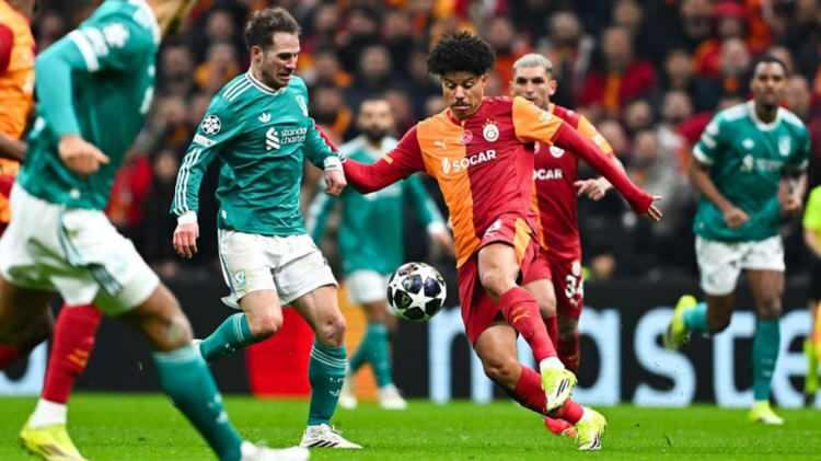 <p>Haberde sarı-kırmızılı taraftarların ma&ccedil;a etkisine değinen The Guardian, <strong>&ldquo;Slot, Liverpool'un Ekim ayında RAMS Park&rsquo;ta kaybettiği ma&ccedil;taki g&uuml;r&uuml;lt&uuml;ye &ccedil;ok şaşırdığını anlatmış ve oyuncularının bu sefer buna daha alışık olmasını umduğunu s&ouml;ylemişti. Ancak bu, alışabileceğiniz bir g&uuml;r&uuml;lt&uuml; değil, ev sahibi takımın topa sahip olduğu o rahatlama anlarında bile kulaklarınızı &ccedil;ınlatan, kan dondurucu bir ses&rdquo;</strong> ifadelerine yer verdi.</p>
