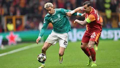 <p>&Uuml;nl&uuml; İngiliz yayın kuruluşu BBC ise ma&ccedil; haberini, &ldquo;Arne Slot'un Liverpool'un başındaki 100'&uuml;nc&uuml; ma&ccedil;ı mağlubiyetle sonu&ccedil;landı; Galatasaray, Şampiyonlar Ligi son 16 turunda Anfield'da yapacağı deplasman ma&ccedil;ı &ouml;ncesinde az farkla da olsa bir avantaj elde etti&rdquo; şeklinde servis etti.</p>
