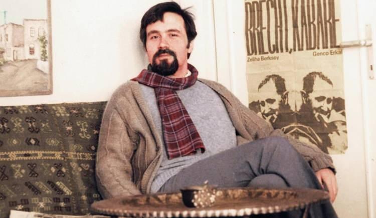 <p>Prof. Dr. İlber Ortaylı'nın kardeşi Nuriye Ortaylı, abisinin vefatının ardından sosyal medya hesabından duygu dolu bir paylaşım yaptı.&nbsp;</p>
