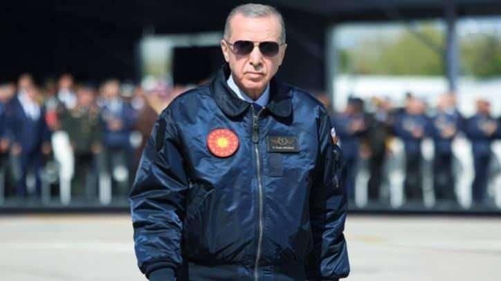 <p><span style="color:#B22222"><strong>PEKİ T&Uuml;RKİYE'NİN KA&Ccedil; &Uuml;LKEDE ASKERİ &Uuml;SS&Uuml; VAR?</strong></span></p>
