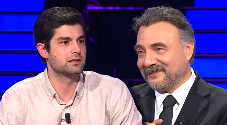 <p><span style="color:#B22222"><em><strong>ATV ekranlarının fenomen bilgi yarışması Kim Milyoner Olmak İster, bu hafta da seyirciyi ekrana kilitlemeyi başardı. Ge&ccedil;tiğimiz akşam yarışmaya katılan Doruk S&ouml;zen isimli yarışmacı, 500 bin TL'lik soruya adım kala soruya verdiği yanıtla geceye damgasını vurdu.</strong></em></span></p>
