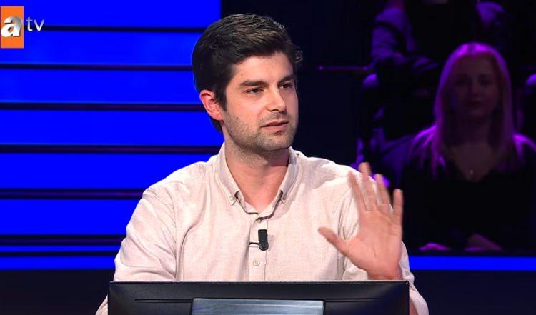 <p><strong>Soğuk kanlı ve kendinden emin bir performans sergileyen gen&ccedil; yarışmacı, 300 bin TL'lik soruda takıldı.</strong></p>
