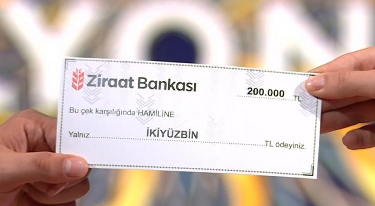 <p><strong>Ancak yarışmacı mantıklı olan kararı verip yarışmadan &ccedil;ekilmek isteyince 200 bin TL alarak yarışmaya veda etti.&nbsp;</strong></p>
