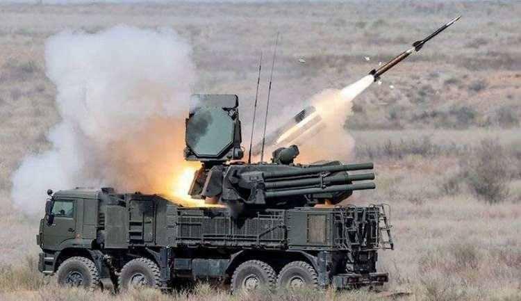 <p><strong>PANTSIR-S1&nbsp; </strong>|&nbsp; &nbsp;Orta menzilli savunma kapasitesi.</p>
