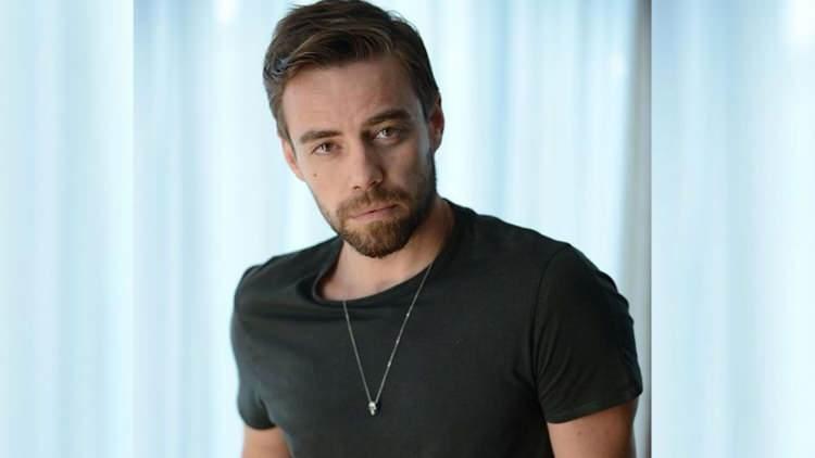 <p><span style="color:#FF0000"><strong>MURAT DALKILI&Ccedil;</strong></span></p>

<p><strong>"Uğurlar olsun hocam&hellip; Varlığın T&uuml;rk varlığına armağan oldu&hellip; Devrin daim ola."</strong></p>

<p>&nbsp;</p>
