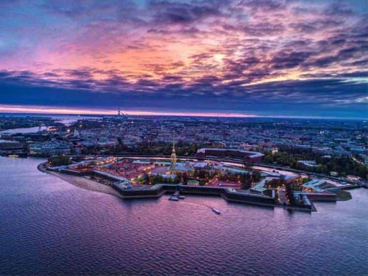 <p><strong><span style="color:#B22222">21)&nbsp; İSVE&Ccedil;&nbsp;</span> |&nbsp; 14,850</strong></p>
