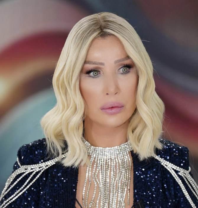 <p>Estetik yaptıran &uuml;nl&uuml;ler kervanında en &ouml;n sıralarda yer alan ve yaptrıdığı estetik operasyonları saklamayan &uuml;nl&uuml; şarkıcı Seda Sayan son paylaşımıyla kısa s&uuml;rede g&uuml;ndem oldu.&nbsp;</p>
