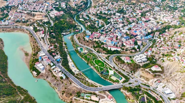 <p><span style="color:#B22222"><strong>10. TUNCELİ:</strong></span></p>

<p>Y&Uuml;ZDE 17,8</p>

<p>&nbsp;</p>
