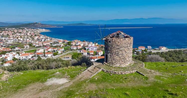 <p><span style="color:#B22222"><strong>5. BALIKESİR </strong></span></p>

<p>Y&Uuml;ZDE 18,2</p>

<p>&nbsp;</p>
