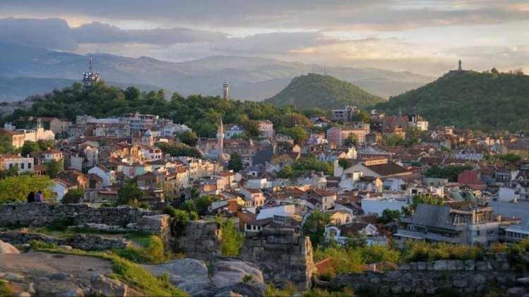 <p><span style="color:#B22222"><strong>FİLİBE (BULGARİSTAN)</strong></span></p>
