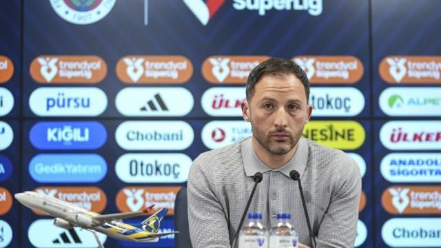 <p>&nbsp;Bazı oyuncuların uyanması gerekiyor. Zor şeyler yaşıyoruz."</p>
