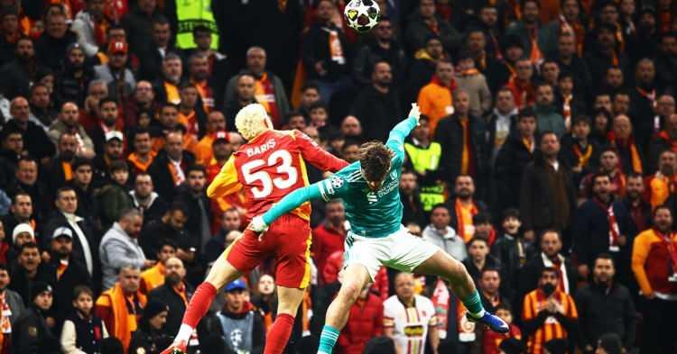 <p>Lıverpool ma&ccedil;ı &ouml;ncesinde &ccedil;eyrek finale kalmasına y&uuml;zde 20'lik oran verilen Galatasaray'ın tur atlama şansı galibiyet sonrası y&uuml;zde 43 olarak g&ouml;sterildi.</p>
