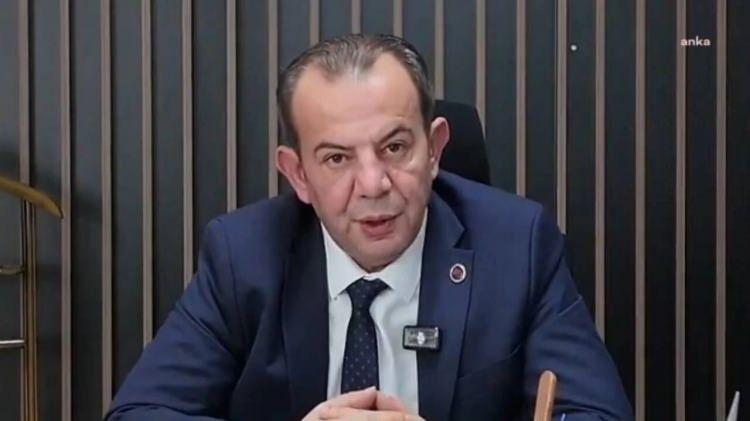 <p>Bolu Cumhuriyet Başsavcılığınca hazırlanan ve 6. Asliye Ceza Mahkemesince kabul edilen 13 sayfalık iddianamede, m&uuml;şteki-sanık Tanju &Ouml;zcan hakkında mağdur kadın &Ouml;.&Ccedil;'ye y&ouml;nelik şantaj su&ccedil;undan 1 yıldan 3 yıla kadar hapis ve 5 bin g&uuml;n adli para cezası ile belli hakları kullanmaktan yoksun bırakılması talep edildi.</p>
