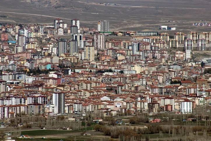 <p><strong>62. NİĞDE - NAHİTA:</strong> Hitit ve Frig d&ouml;nemi kayıtlarında ge&ccedil;er.</p>

<p>&nbsp;</p>

<p>&nbsp;</p>
