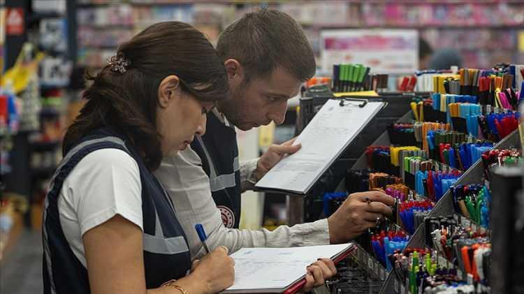 <p><strong>Bakanlığın resmi duyurusuna g&ouml;re, s&ouml;z konusu boya seti 'Oyuncak G&uuml;venliği Y&ouml;netmeliği' kapsamında yapılan testlerde ağır kusurlu bulundu.</strong></p>
