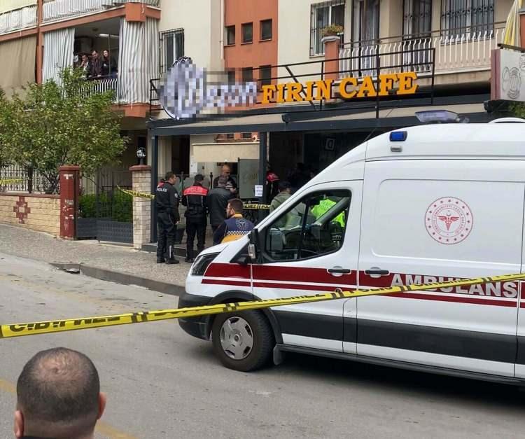 <p>&Ccedil;elik yelek giydirilen Umut Kuru, polisteki işlemlerin ardından bug&uuml;n geniş g&uuml;venlik &ouml;nlemleri altında adliyeye sevk edildi.</p>
