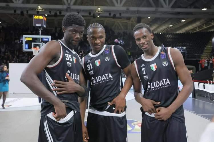 <p>19) Virtus Bologna: 8 milyon euro</p>
