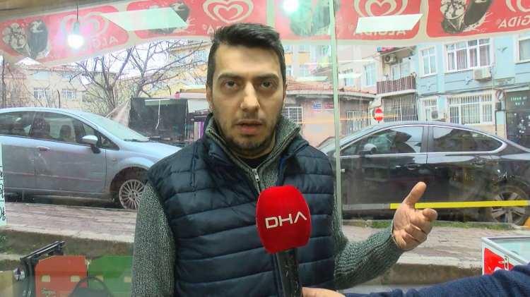 <p>Market sahibi Muhammed Albay, olay g&uuml;n&uuml;n&uuml; şu s&ouml;zlerle anlattı:&nbsp;</p>

<p>&nbsp;</p>

<p><strong><em>"Gen&ccedil;ler s&uuml;rekli gelip gidiyorlardı zaten. Biri geldi koli bandı aldı gitti, sonra yine biri daha geldi koli bandı aldı. Ben de 'Siz bu koli bandını ne yapıyorsunuz?&rsquo; dedim. 'Abi şakalaşıyoruz&rsquo; dedi. Aradan biraz zaman ge&ccedil;ti dışarıdan sesler geldi, baktığımda &ccedil;ocuğu bantlamışlar şaka yapıyorlardı. Sosyal medyada g&ouml;rd&uuml;m g&ouml;r&uuml;nt&uuml;leri. &Ccedil;ocuğun b&ouml;yle bir muameleye maruz kaldığını bilseydim m&uuml;dahale ederdim. Aşağıda &ccedil;ocuğa vurmuşlar herhalde, daha &ouml;ncede şakalaştıkları videolar yaptıkları i&ccedil;in ben de yine şakalaşıyorlar sandım.&nbsp;</em></strong></p>
