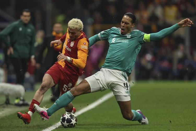 <p><strong>GALATASARAY'IN TURU GE&Ccedil;ME İHTİMALİ Y&Uuml;ZDE 41.2 OLARAK G&Ouml;STERİLDİ</strong></p>
