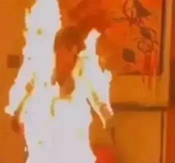 <p><strong>Yapım ekibi tarafından her t&uuml;rl&uuml; &ouml;nlemin alındığı belirtilse de set ortamında o anlar panik ortamı yarattı.</strong></p>
