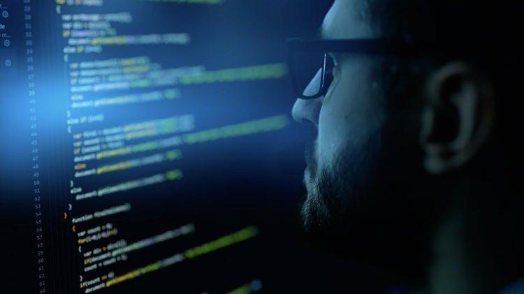 <p><span style="color:#B22222"><strong>T&Uuml;RK M&Uuml;HENDİSLERDEN YENİ YETENEK</strong></span></p>

<p><br />
NATO'nun bilgi sistemlerini daha etkin bir şekilde &ccedil;alıştırmak ve karar alma s&uuml;re&ccedil;lerini hızlandırmak amacıyla geliştirdiği NATO Integration Core (INT-CORE) projesi ile farklı sistemlerinde gelen bilgiler standart hale getiriliyor ve sahadaki durumsal farkındalığın artmasına katkı sağlanıyor. NATO INT-CORE projesinde, T&uuml;rk m&uuml;hendisler tarafından kazandırılacak yenilikler arasında lake diver &ouml;n plana &ccedil;ıkıyor.</p>
